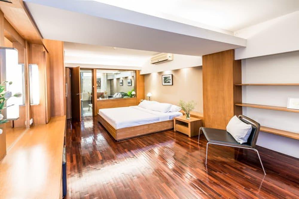 Laemtong Serviced Apartment Сирача Экстерьер фото