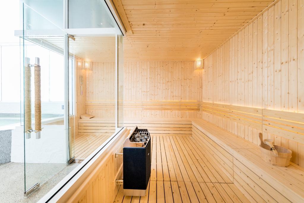 Laemtong Serviced Apartment Сирача Экстерьер фото